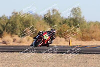 media/Dec-07-2024-CVMA (Sat) [[21c5f1ef85]]/Race 11-Amateur Supersport Open/